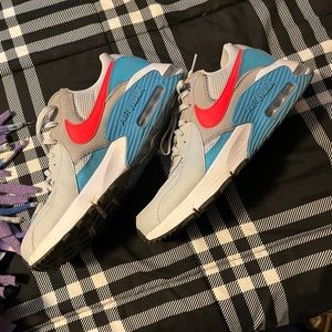 Nike AirMax Women’s Size 11